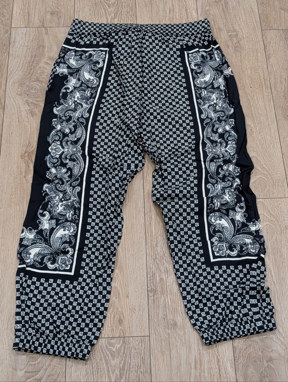 $1680 Mens BALMAIN Mini Monogram Paisley Jogger Pants Black/White 50 US 34 - Picture 3 of 10